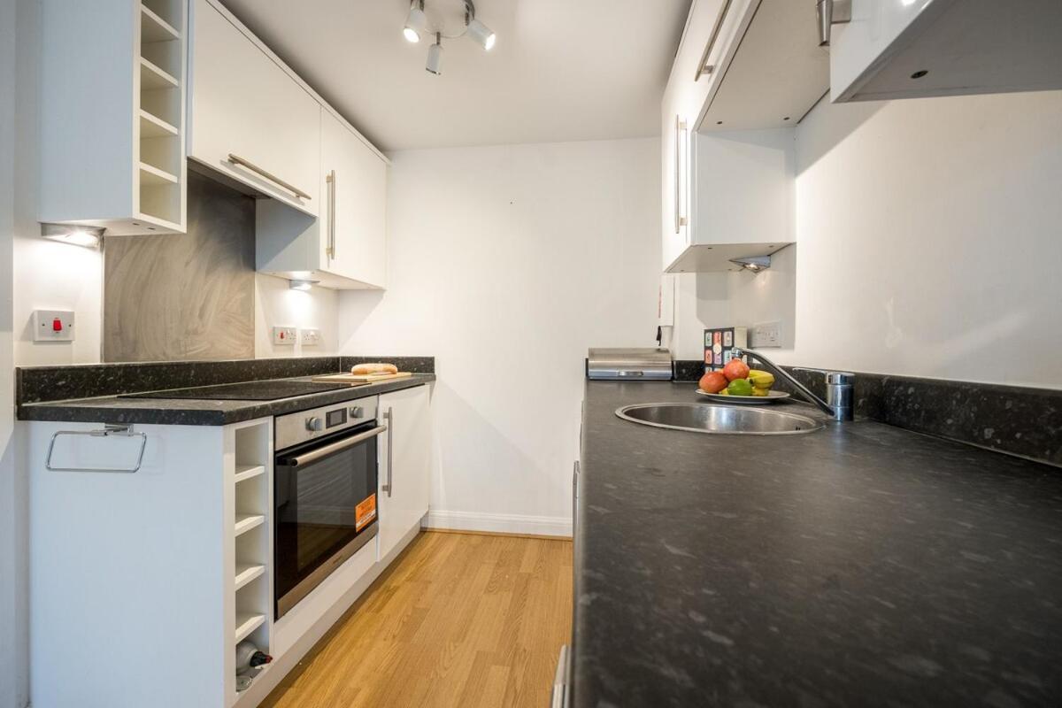 Modern Flat, Oxford City Centre المظهر الخارجي الصورة
